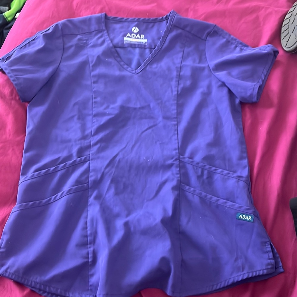 Women's Modern Athletic Scrub